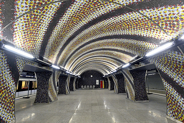 Metro line 4